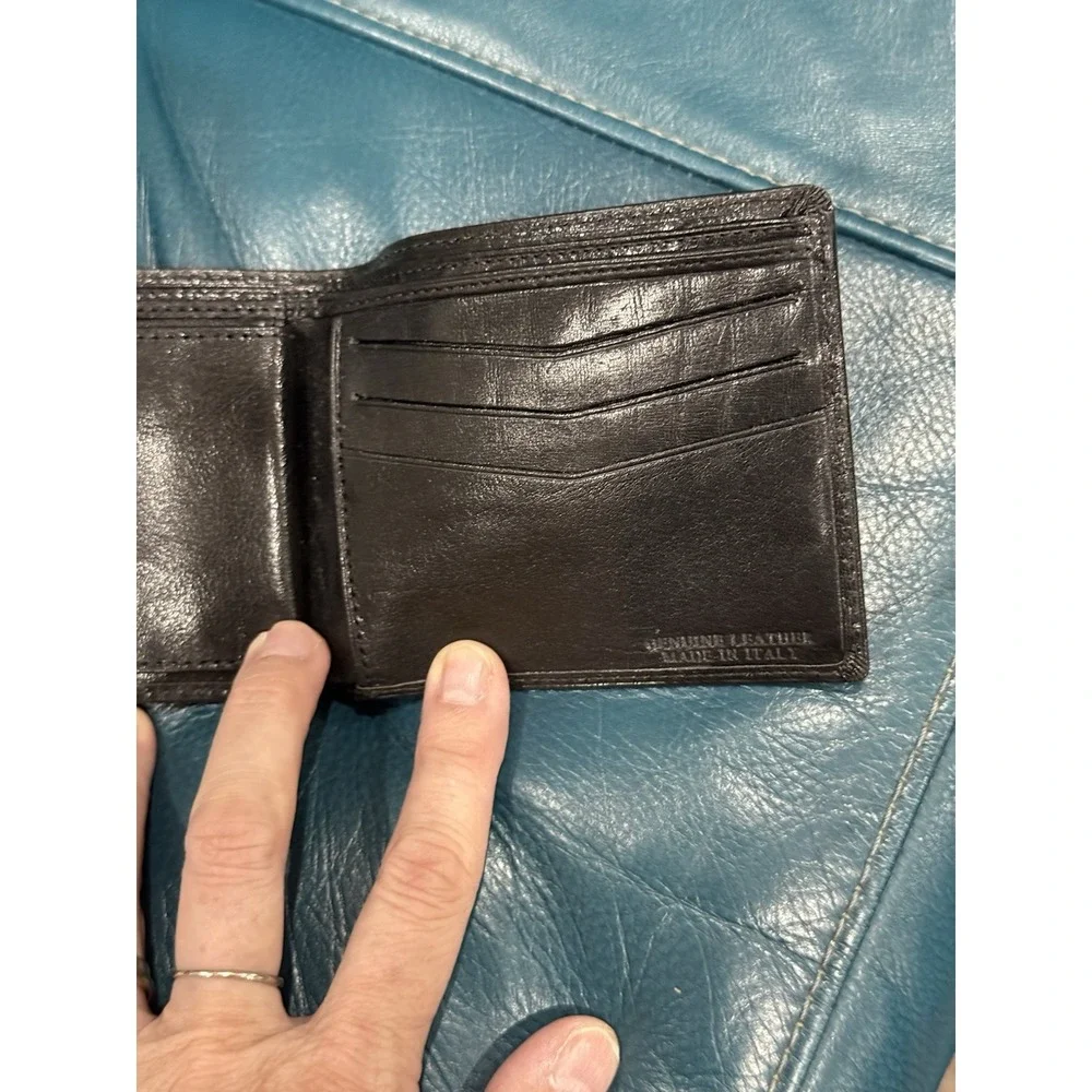 Men's Black Genuine Leather Bifold Wallet w/ Card Slots & ID Window Italy